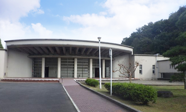市川市斎場 外観